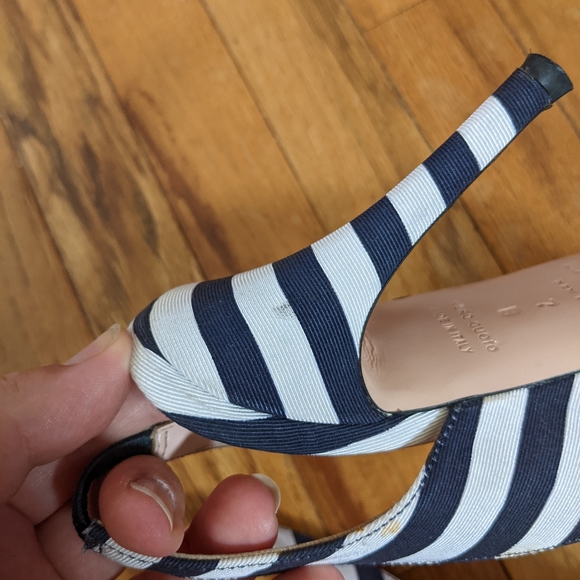 Kate Spade Bow Heels - Picture 5 of 8